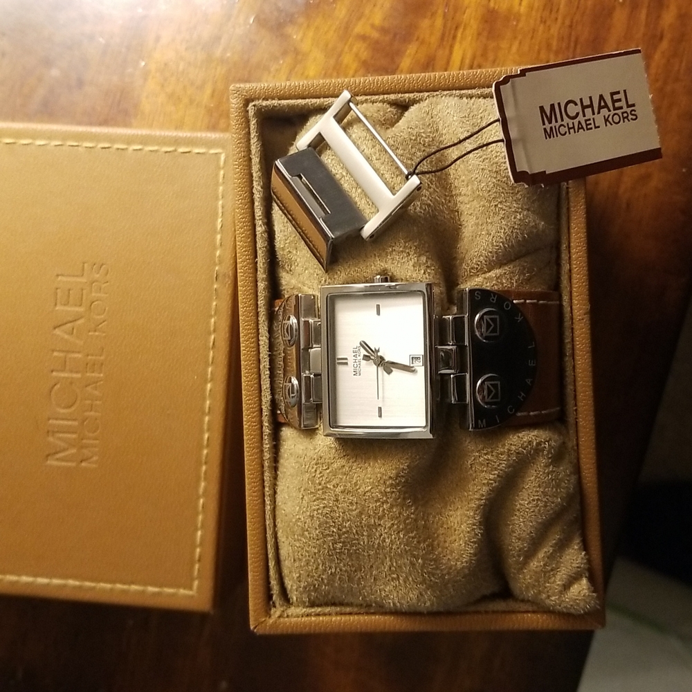 Michael kors wrist watch